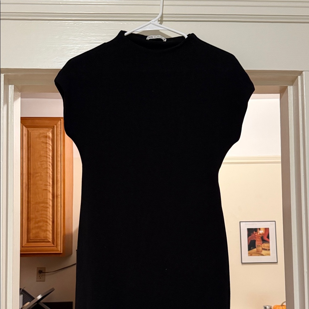 Zara Black Cotton Women's Midi Dress